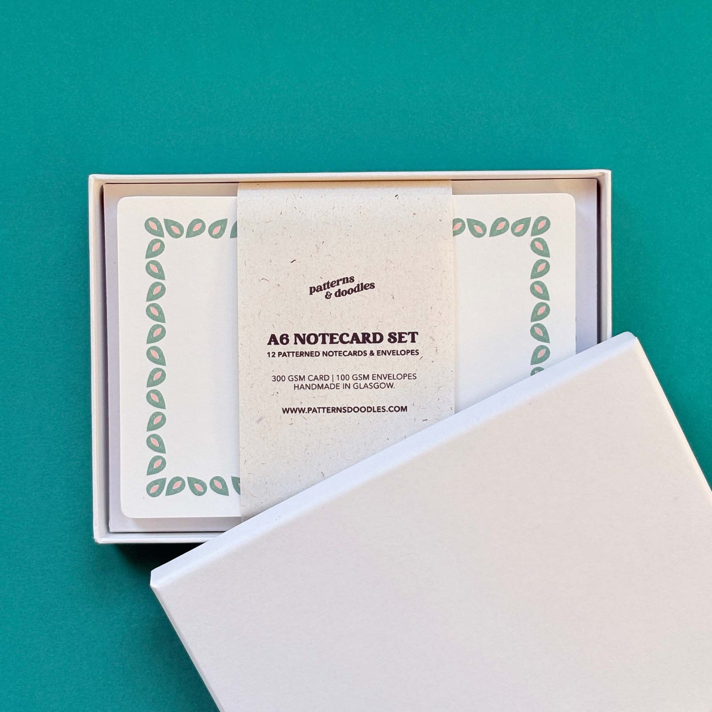 Set of 12 Notecards with Printed Envelopes - Coco Green & Pink