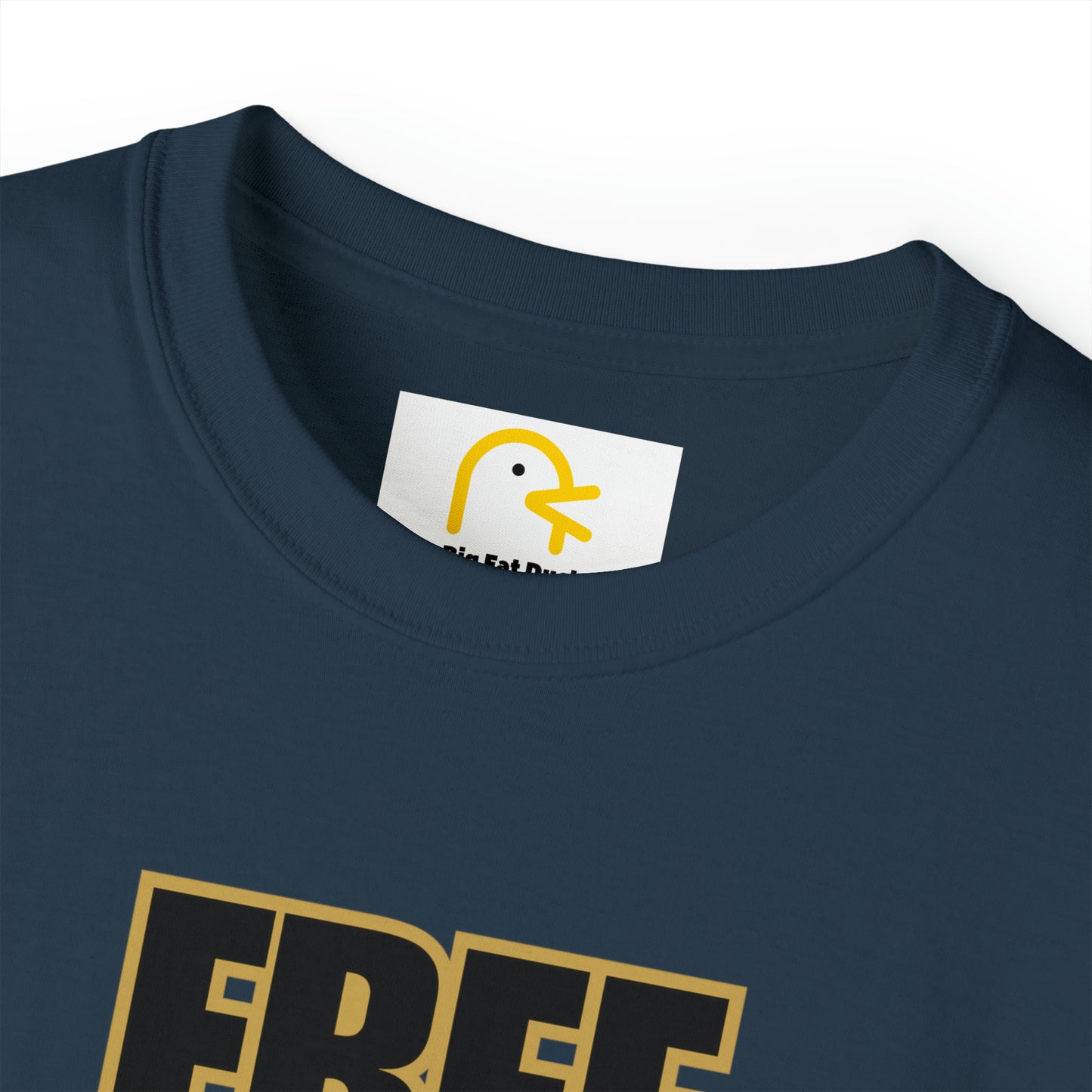 Friendly Bear T-shirt: Free Hugs