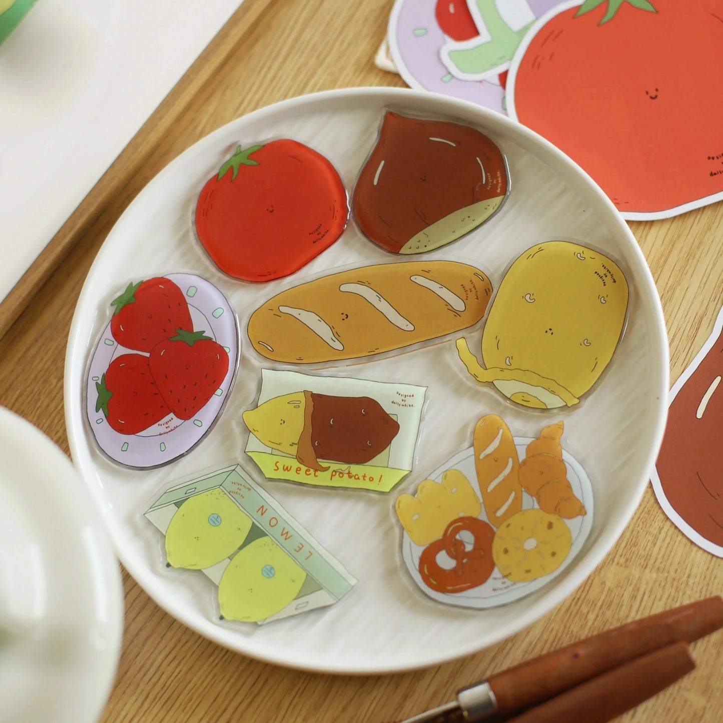 Daily White | Vegetable Magnet