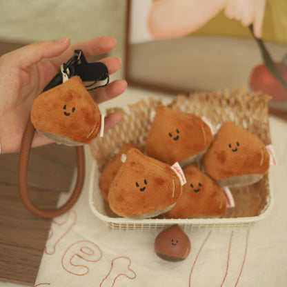 Daily White | Mini Chestnut Toy Charm