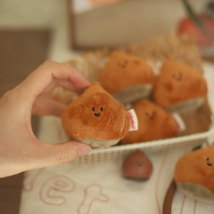 Daily White | Mini Chestnut Toy Charm