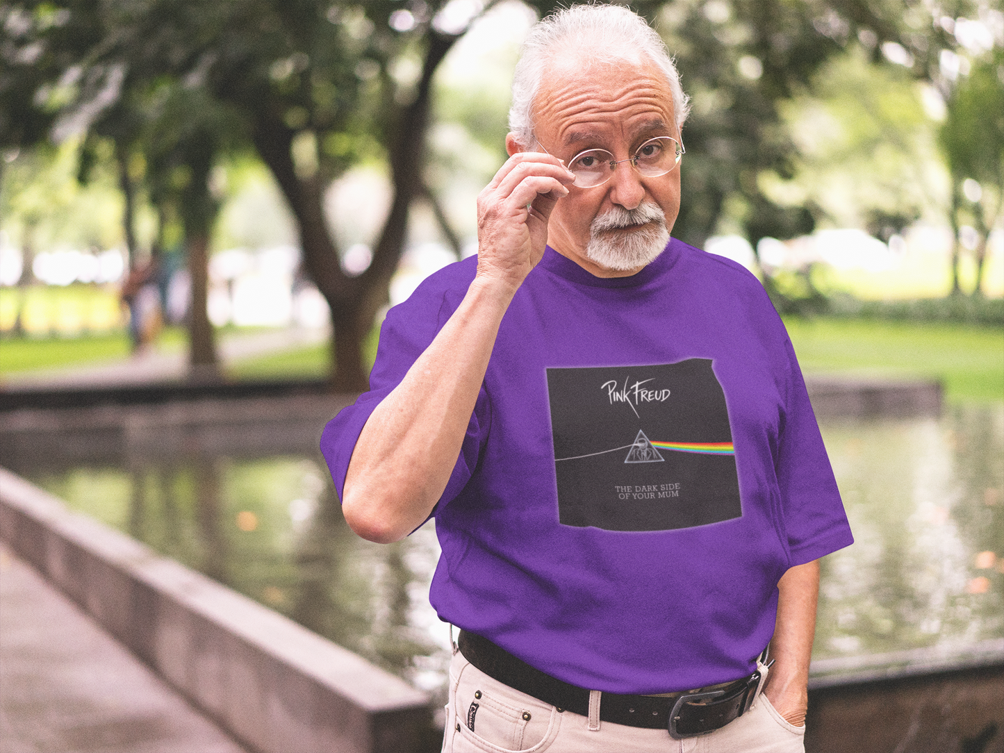 Pink Freud: The Dark Side of Your Mum T-shirt