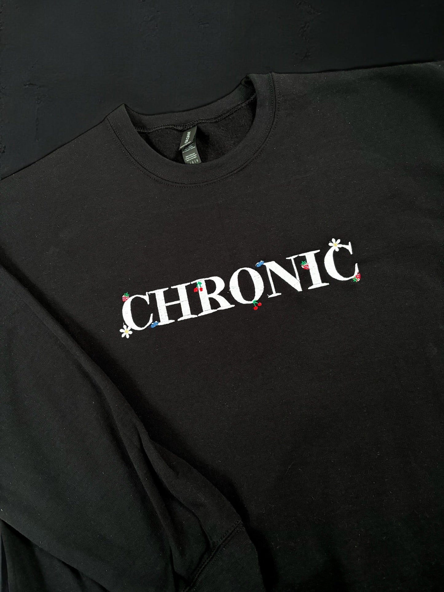 Chronic embroidered sweatshirt