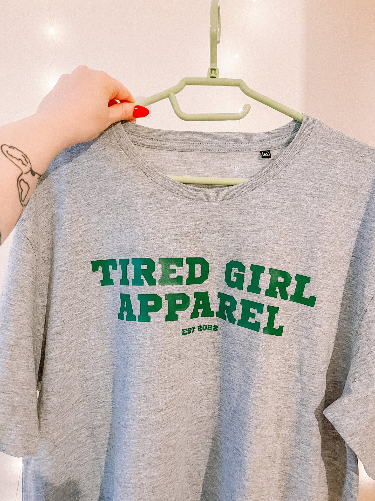 Tired Girl Apparel printed t-shirt
