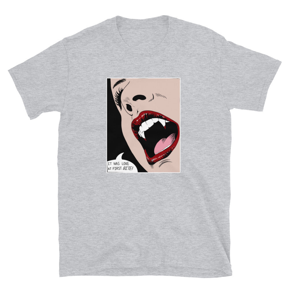 Vampire, Love at first bite t-shirt.